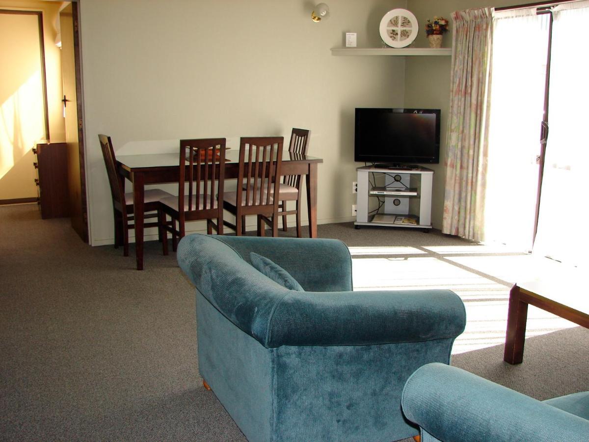 193 Aorangi Manor Motel Blenheim Esterno foto
