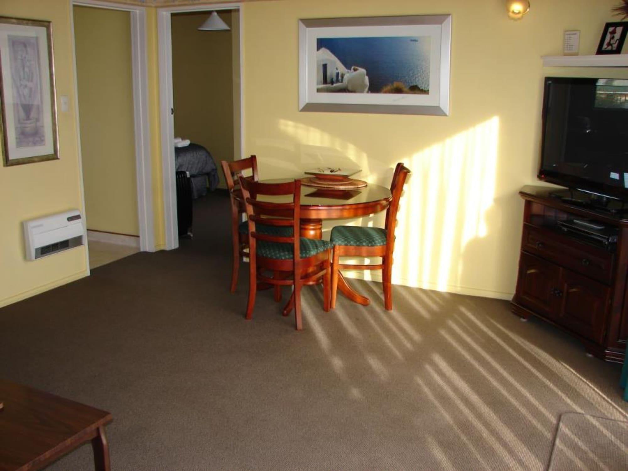 193 Aorangi Manor Motel Blenheim Esterno foto