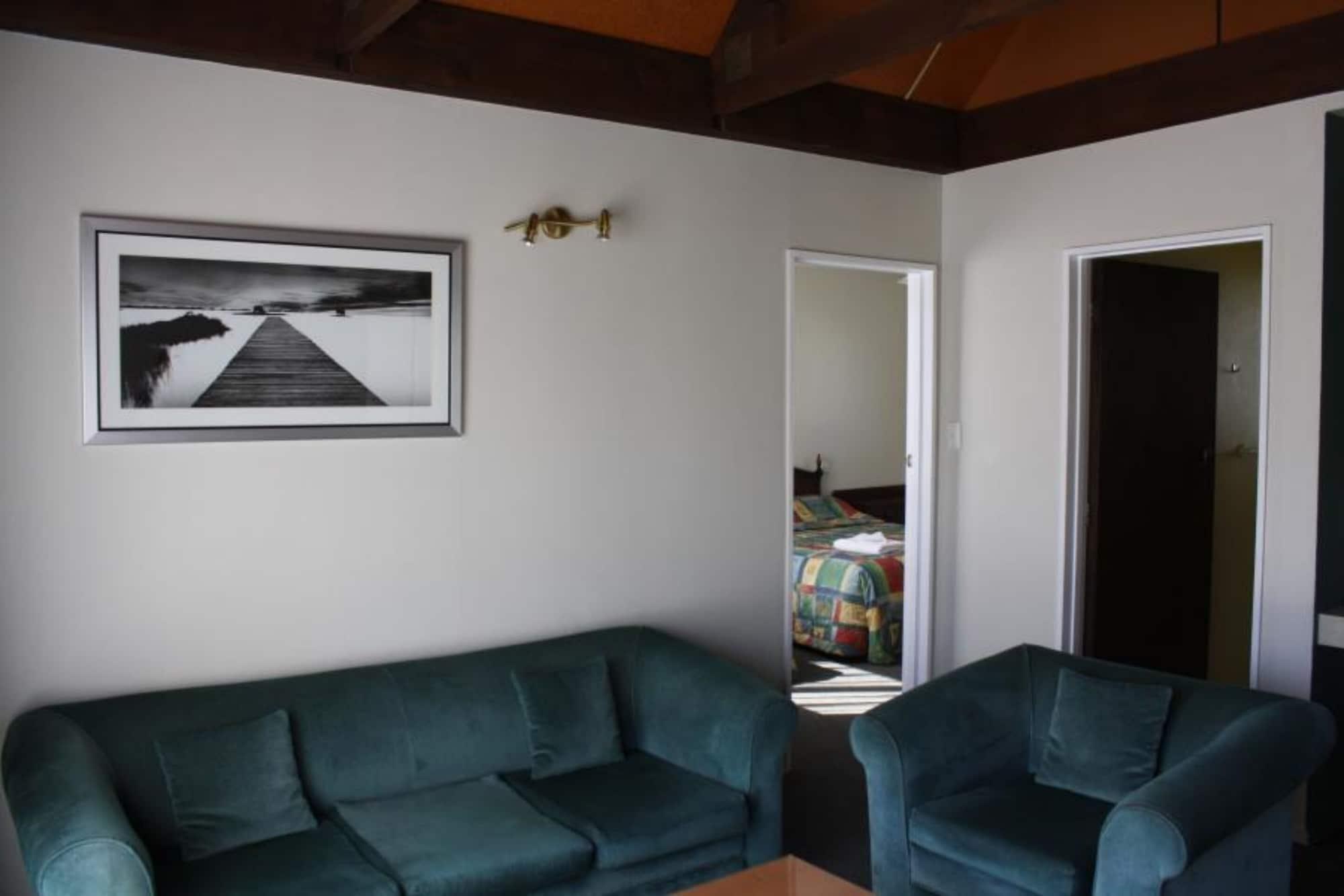 193 Aorangi Manor Motel Blenheim Esterno foto