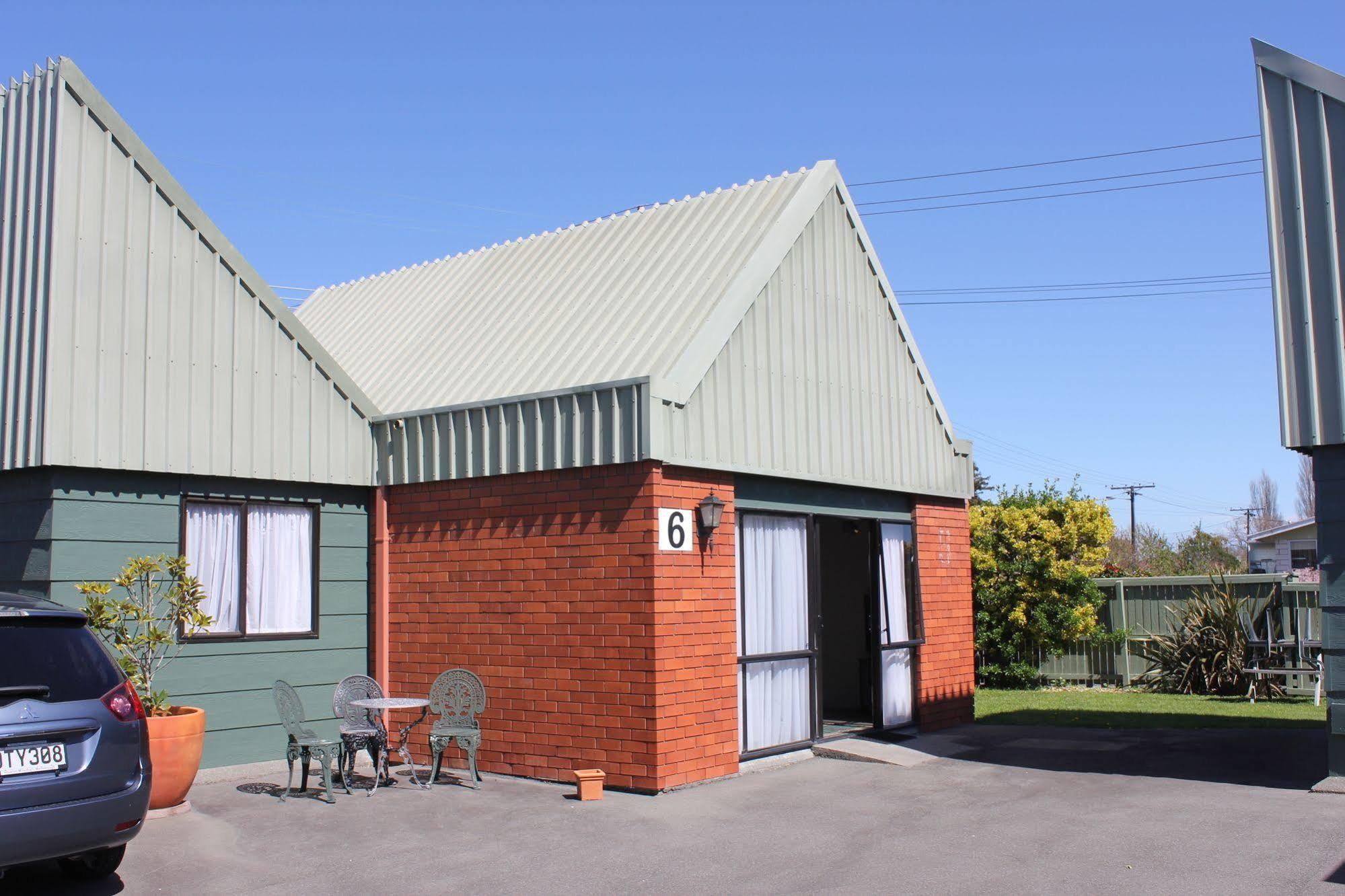 193 Aorangi Manor Motel Blenheim Esterno foto